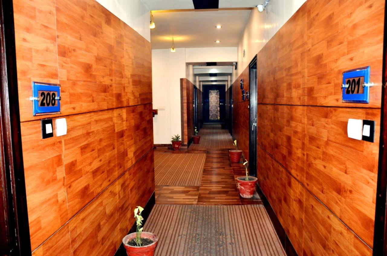 Hotel B.R. Inn Pānīpat Exterior foto